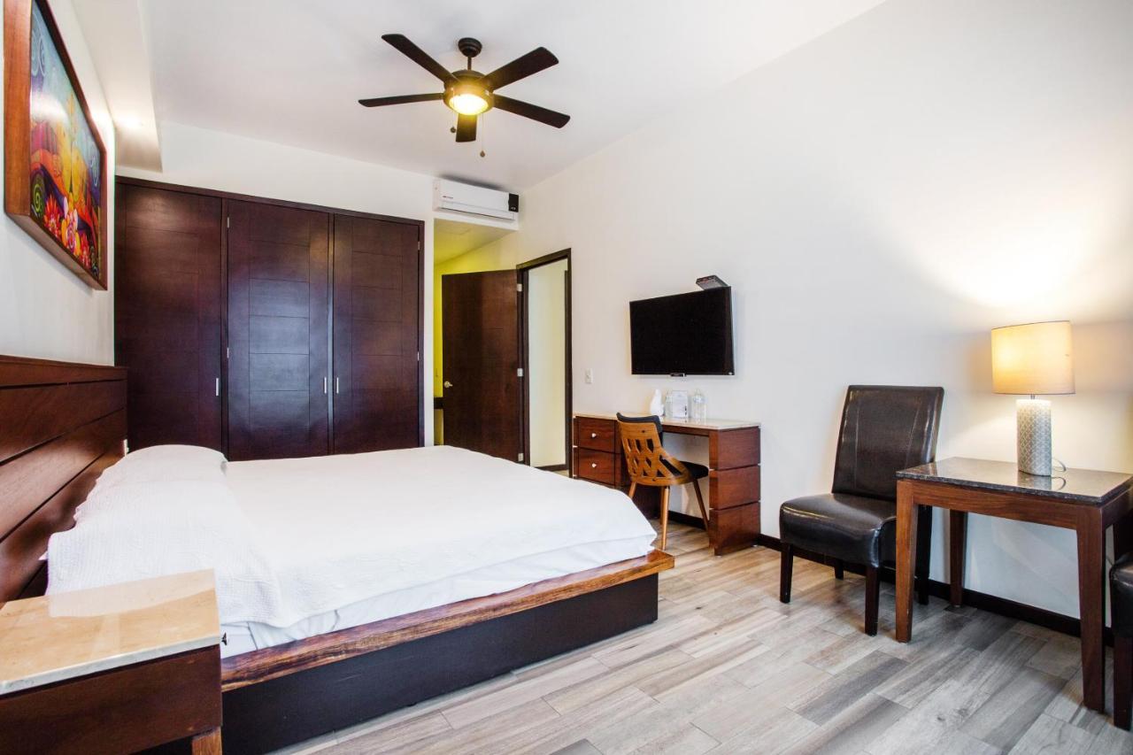 Blaze Hotel&suites Hotel